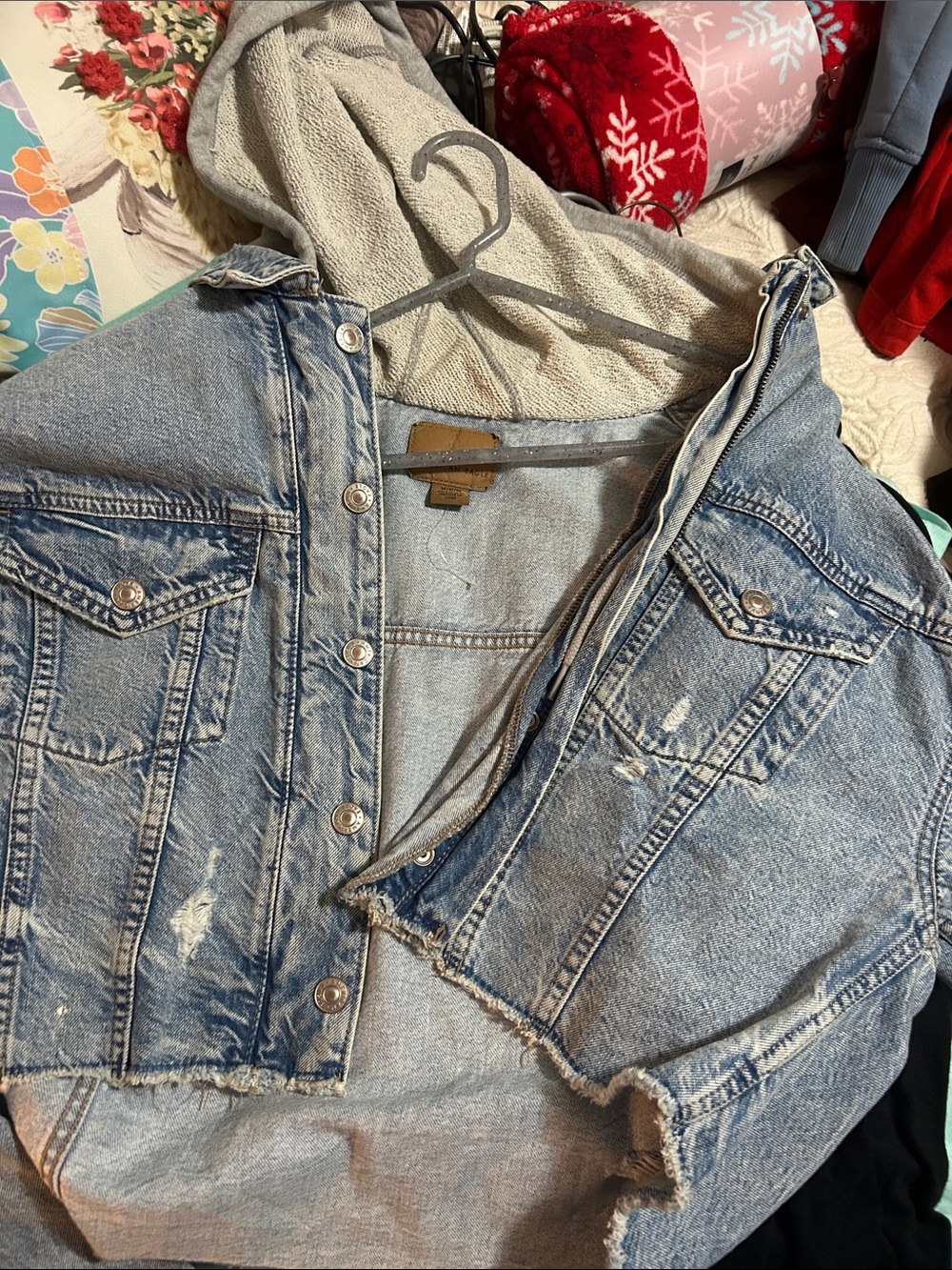 American Eagle, jean jacket with hood
